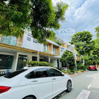 Bán Nhà 3 Tầng Thiết Kế Xịn Sò Trong Khu Compound, Đối Diện Global City, Shr Hoàn Công Đầy Đủ.