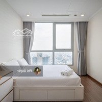 Cần Bán Nhanh Chung Cư Âu Cơ Tower - Tân Phú. Diện Tích: 80M2, 3 Phòng Ngủ 2 Vệ Sinh Giá: 3 Tỷ. Liên Hệ: 0904715617 Quyền