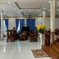 Giảm thêm 5 tỷ , Bán Biệt Thự ,1300m2 ,đường Thủ Khoa Huân , QL13 gần Aeon BÌNH DƯƠNG, Giá chỉ 16tr m2 , Lh 0939208616