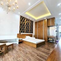 TRỐNG LẠI PHÒNG BAN CÔNG HƠN 50M2 NGAY TRUNG TÂM QUẬN 1