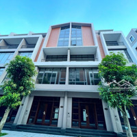 Nhà Phố Shophouse Tại Vinhomes Oceanpark 3, Nằm Trong Tổ Hợp Dự Án Với Nhiều Tiện Ích Hiện Hữu.