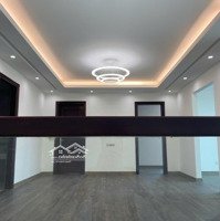 Căn Hộ Duplex Duy Nhất Thanh Xuân270 M Giá 50 Tr/1 M