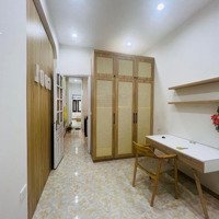 Nghĩa Đô - Cầu Giấy, Ô Tô Vào Nhà, Vỉa Hè Đá Bóng, 44M2, 5 Tầng Nhỏ Xinh Lung Linh Như Cổ Tích