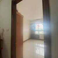 Tôi cần bán căn 2 PN 72m2 chung cư CT36 Xuân La full nội thất đẹp giá tốt. 0979343959