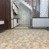 Bán Nhà Riêng Thạch Bàn, Lb 6 Tầng, 35M2, Giá Bán 4.1 Tỷ, Full Đồ, Lô Góc Thoáng Sáng, Ô Tô Đỗ Cổng