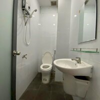 Căn hộ 2PN2WC ngay CV Gia Định, có thang máy