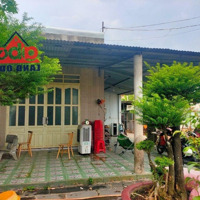 Bán Đất Có Nhà Vườn 1250M2 Sát Bên Khu Du Lịch Giang Điền Trảng Bom. Giá Chỉ Còn 3Tỷ 050 Triệu