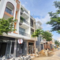 3Tỷ550Có Thương Lượngrẻ Bán Nhà 3 Tầng Kdc Gần Siêu Thị Aeon Mall, Kcn Vsip1 Thuận Giao Tp Thuận An