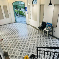 Cạnh Phú Mỹ Hưng Biệt Thự 7.5 X 20M Nguyễn Bình 3 Tầng + Ga Ra 11 Tỷ Xcó Thương Lượng0909686046