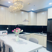 Bán Căn 3 Phòng Ngủ- 108M2 Giá Bán 8,5 Tỷ ( 78 Triệu/M2 ) Lh Nhanh: 0989.555.710