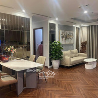 Căn Vinhomes Central Park 3 Phòng Ngủ Full Nội Thất, Bao Phí, Đã Có Sổ, Giá Chỉ 9 Tỷ 8