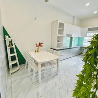 Duplex Cửa Sổ Đón Gió, Thiết Kế Hiện Đại