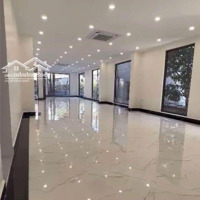 Cho Thuê Nhà Mặt Phố Hàng Bông. Diện Tích: 85M X 3,5 Tầng. Mt: 6,5M. Giá: 80 Triệu