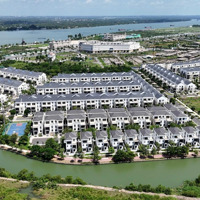 Bán Biệt Thự Đơn Lập 300M2 Nhà Sẵn, View Sông, Hướng Nam, Giá Bán 14 Tỷ Bao Vat, Gần Tiện Ích