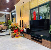 Biệt Thự 300M2 3 Tầng Ngay Trung Tâm Q Hải Châu, Tp Đà Nẵng