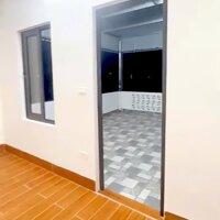 Cho thuê nhà 50m2, 6 tầng mới tinh tại tổ 8 Thạch Bàn  