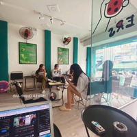 Sang Quán Cafe Phú Nhuận (Gần Cầu Kiệu), Giá Thuê16 Triệu/ Tháng, Có Luôn Phòng Ngủ Ở Lại