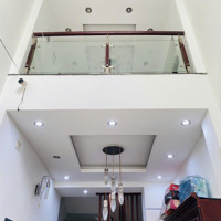 Quận 1 - 50M2 - 4 Tầng 5 Phòng Ngủ 5 Vệ Sinh- Hẻm 3,5M - Cách Xe Hơi Tránh 10M