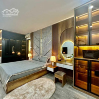 Chính Chủ Cần Bán Gấp Căn Hộ Five Star Kim Giang, S = 100M2, 3 Phòng Ngủ 2 Vệ Sinh Giá Bán 6 Tỷ. Liên Hệ: 0985 232 584.