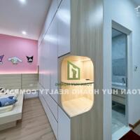 Nhà đẹp 4 phòng ngủ khu Nam Việt Á - D005