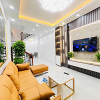 Nhà Đẹp Ở Ngay Ngõ Trại Cá Phố Trương Định Quận Hai Bà Trưng 40M2 Mặt Tiền 3.5M Giá Bán 5.65 Tỷ