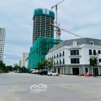 Hàng Chất - Căn Shophouse Xẻ Khe Tại Vincom Quang Trung