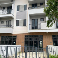 Bán Shophouse Cuối Cùng - Diện Tích Lớn Từ 100M2, Vị Trí Vàng, Giá Gốc Cđt - 2,1 Tỷ Có Thể Sở Hữu