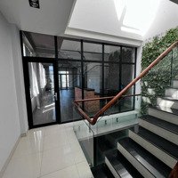 Cho Thuê Tòa Nhà Mặt Tiền Nam Kỳ Khởi Nghĩa 1 Trệt 3 Lầu Phù Hợp Văn Phòng Công Ty, Spa, Showroom