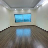 Ngay Trường Đại Học Thể Dục Thể Thao .Nhà 31m2 x 3,5T .Giá nhỉnh 2 tỷ tại Phụng Châu.