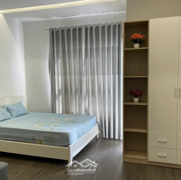 Tôi Cần Cho Thuê Căn Studio Sunrise City North , 40M2, Full Nội Thất , Giá: 10/Th. Liên Hệ: 0762 318006