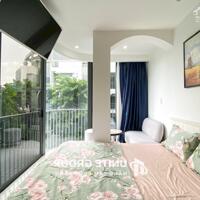 Studio full nội thất Cửa Sổ lớn