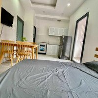 Studio Cửa Sổ Lớn Full Nội Thất Siêu Đẹp - Nhà Mặt Tiền , Phòng Mới , Máy Giặt Riêng