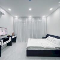 Cho Thuê Phòng Penthouse Quận 3 Ban Công Mới 100%