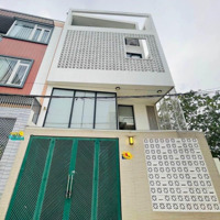 Định Cư Úc Cần Bán Nhà Thích Quảng Đức,Phú Nhuận Giá:4,32Tỷ/69,3M2 (6,3X11M),Kc 4 Tầng Btct.hđt