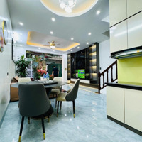 Bán Nhà Yên Hòa - Cầu Giấy 40M2, 4 Tầng,Mặt Tiền5M, Full Đồ - Ở Sướng, Sổ Vuông Bánh Chưng.