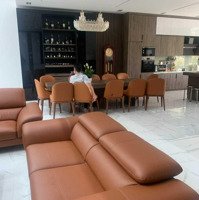 Cần Bán Gấp Biệt Thự Galleria 246,5M2- Xd 625M2- Nội Thất Cao Cấp- Có Thang Máy- 26 Tỷ 0932.991.240