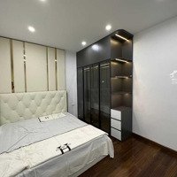 Tôi Cần Bán Nhà Lê Thanh Nghị 30M2, Ngõ Oto 6 Tầng, Ở Hay Kinh Doanh Đều Tiện.