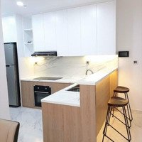 Cần Cho Thuê Căn Hộ Midtown, Diện Tích 90M2, 2 Phòng Ngủvà 2 Vệ Sinh Giá 25 Tr/Th, Liên Hệ: 0909427911