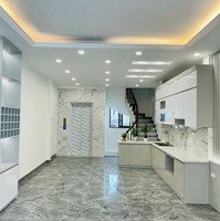 6.83 Tỷ-36M2-5 Tầng Mới Thang Máy-Ngõ Thông Kd-Trương Định