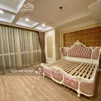 Chính Chủ Cho Thuê Căn 3 Phòng Ngủroyal City (131 M2, Full Đồ Đẹp, Vào Được Ngay, 25 Tr), Liên Hệ: 0912.396.400