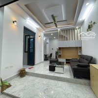 Nhà Đẹp Đê La Thành 40/35M2,5Tầng, 6. Tỷ 750 Triệuiệu Về Ở Luôn.