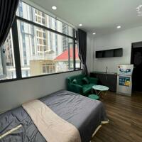 ️ Penthouse cửa sổ lớn siêu rộng tại Quận 10_Vòng xoay Dân Chủ, Vạn Hạnh Mall