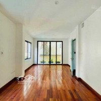 Cho Thuê Phòng Ban Công Rộng 50M2