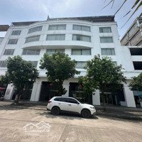 Bán Hotel 3 Sao Kđt Cảng Tuần Châu, Hạ Long. Doanh Thu Ổn Định, Tự Minh Doanh Hốt Bạc. Giá Bán 28 Tỷ