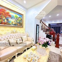 Bán Nhà Phố Kim Mã Thượng, Chỉ Nhỉnh 200 Triệuieu/M2: 240M2- Mtr 12Mét- Ô Tô Tránh- Xây Building Rất Ok