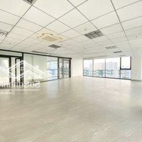 122 Lê Thị Hồng Gấm Quận 1 Diện Tích : 700M2 Kết Cấu 1 Trệt 4 Tầnggiá : 250 Triệu/Tháng