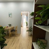 Trống Căn Hộ Studio 1 Phòng Ngủ_ Tách Bếp, Full Nội Thất Bancol Lớn. Nguyễn Trọng Tuyển _ Pn.