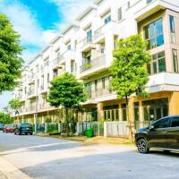 Bán gấp Shophouse 4 tầng view 7 tòa chung cư Centa Diamond VSIP giá tốt nhất