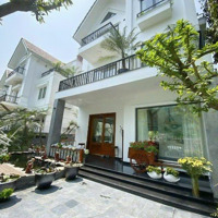 Cho Thuê Biệt Thự Đơn Lập Siêu Đẹp Ven Sông Vinhomes Riverside 4 Phòng Ngủ, Có Thang Máy 0904481319