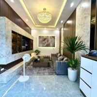 Siêu Phẩm Hai Bà Trưng, Nhà Đẹp Full Nội Thất, Gần Phố 2 Mặt Ngõ, Nhỉnh 8,3 Tỷ